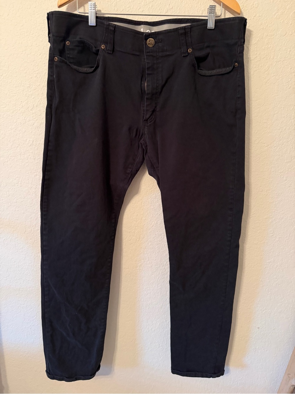 Lee Men's Relaxed Fit Black Jeans